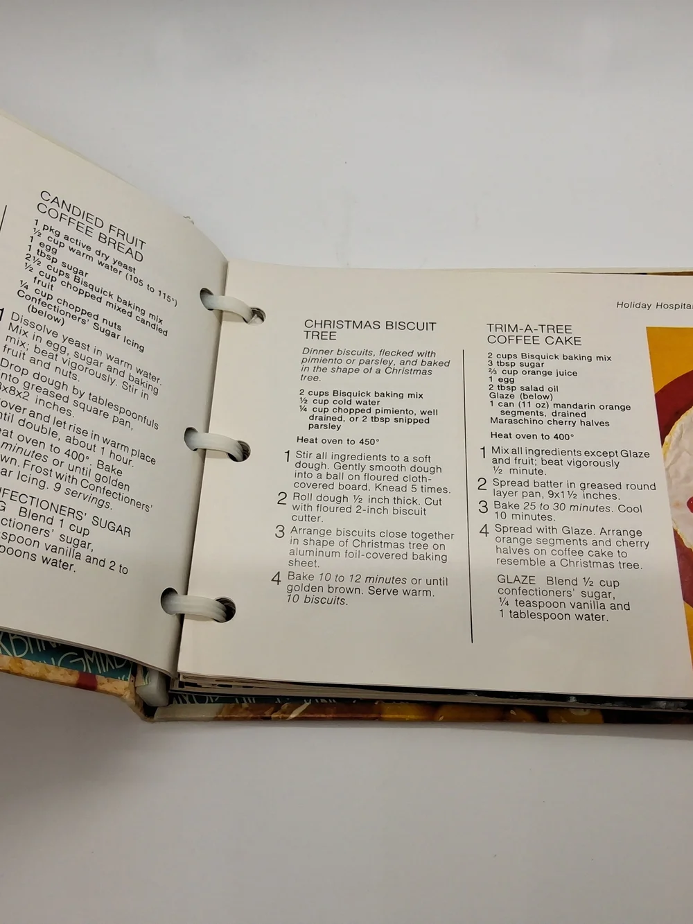 Betty Crocker’s Bisquick Cookbook 1971/73 Hardcover 3 Ring Binder Vintage GM